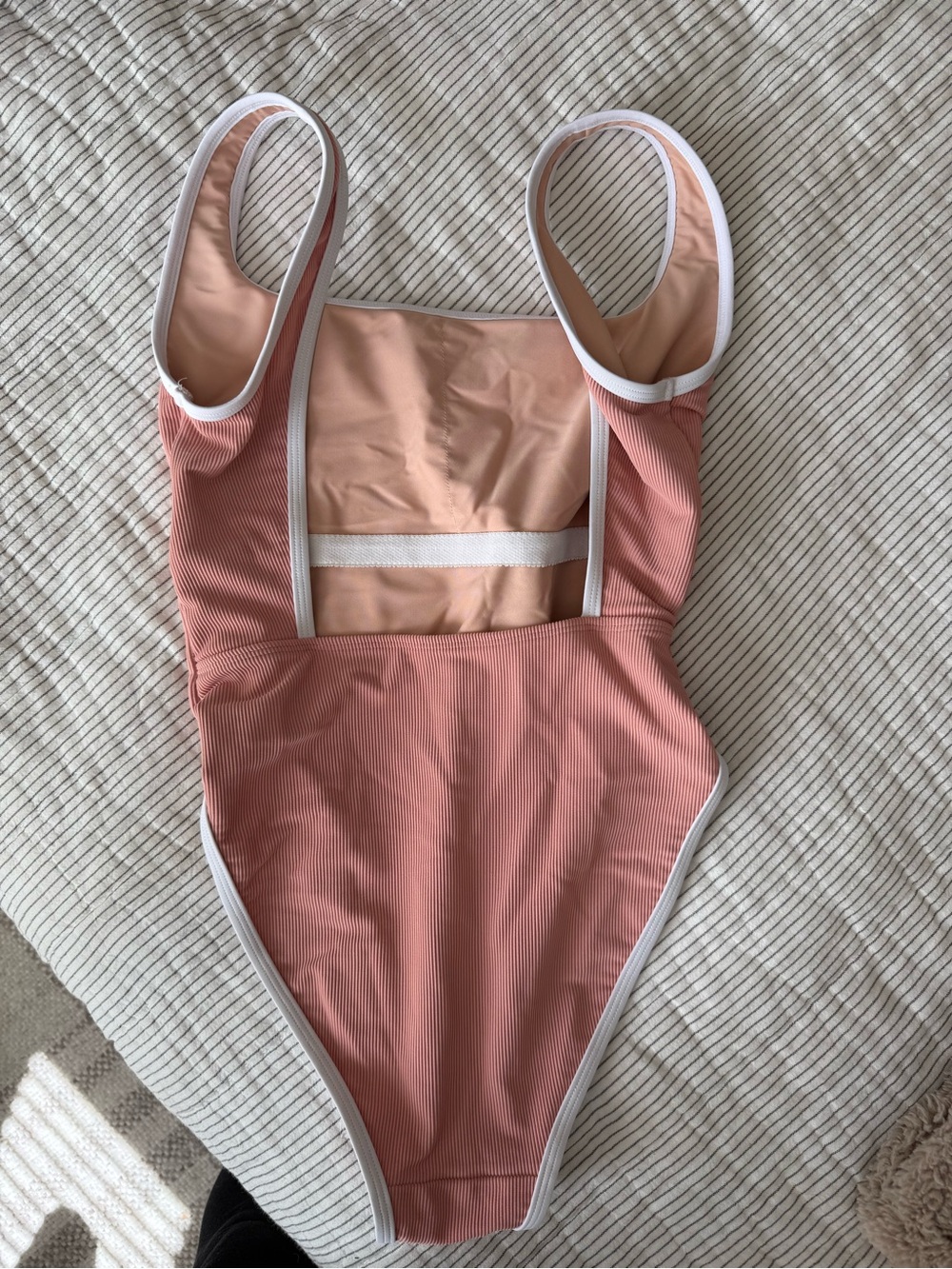 LainSnow Ribbed Dusty Rose One-Piece Swimsuit with White Trim - Picture 3 of 7